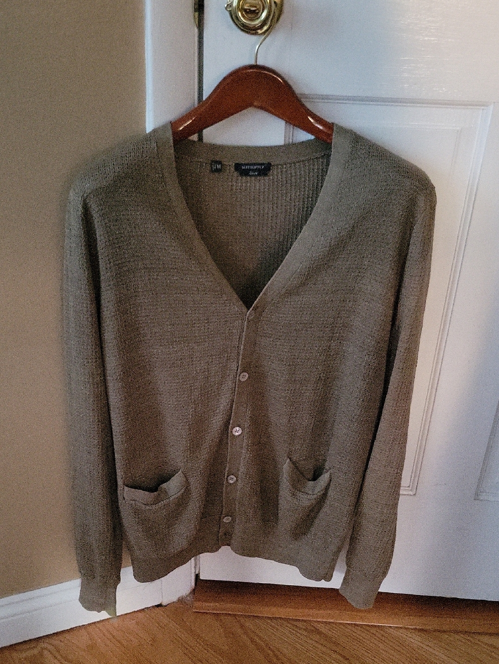 Suitsupply Olive V-Neck Medium Linen Cardigan